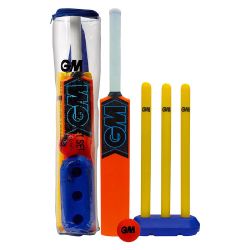 Gunn & Moore Striker Cricket Set 8-11 Years